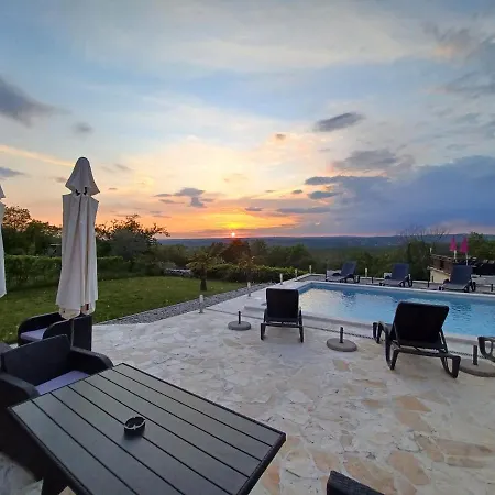 Rogocana 3*