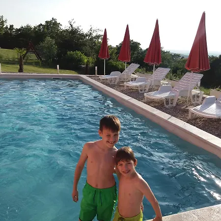 Rogocana בית הארחה